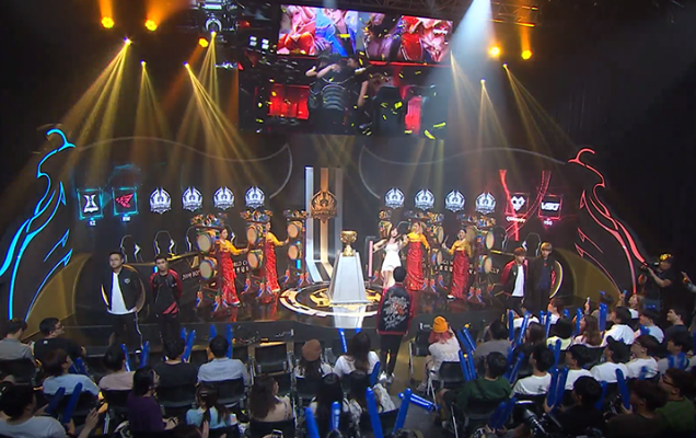 电竞比分网：英雄联盟S10 B组战，DWG第一，JDG第二，不会LPL内战吧？